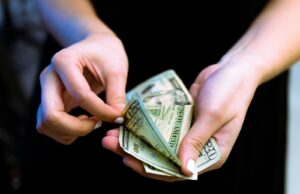 Womit habt ihr Geld verdient KW 12 Womit habt ihr Geld verdient - KW 12