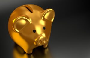 Das smarte Finanz-Sparschwein: Wie ein digitales Gadget dein Konto erzieht piggy bank, gold, money, finance, banking, currency, cash, pig, investment, wealth, savings, financial, save, economy, deposit, invest, loan, investing, rich, profit, fund, safe, gold, money, money, money, money, money